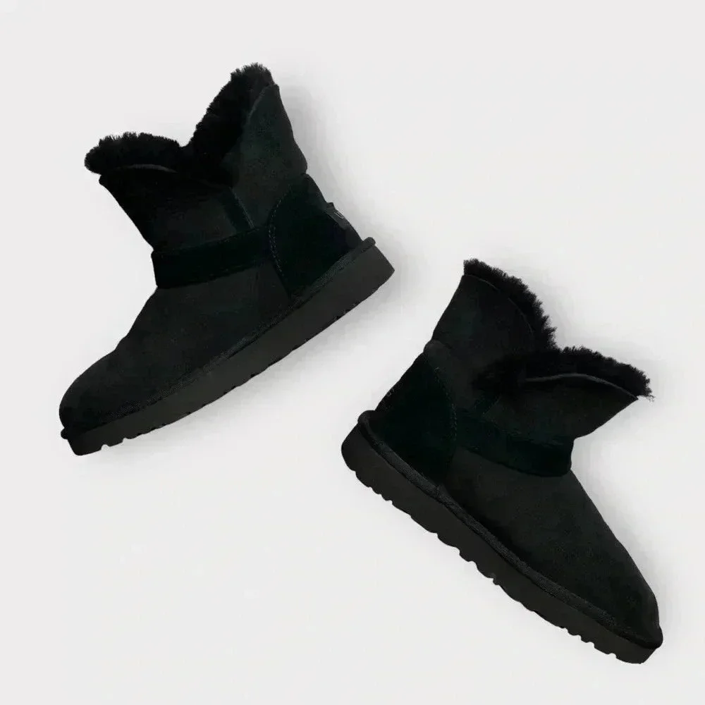 UGG Womens Black Classic‎ Suede Mini Bow Boots Sz 6